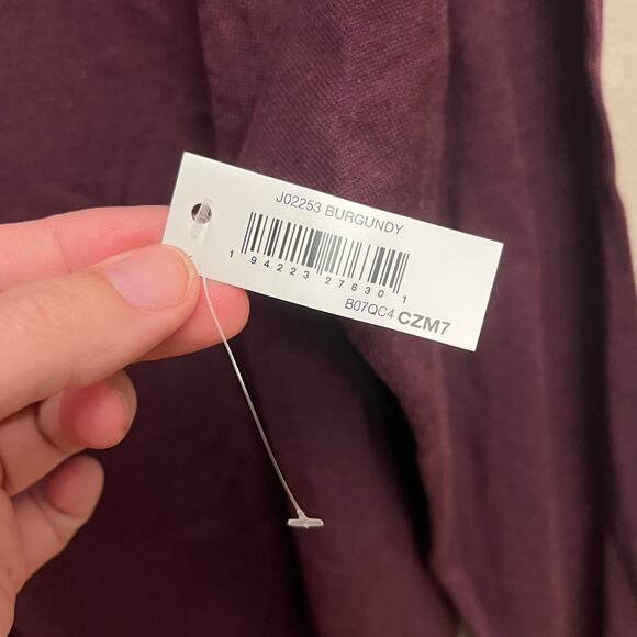 Amazon Essentials Plus Size 4X V-Neck Sweater Burgundy - Picture 7 of 10